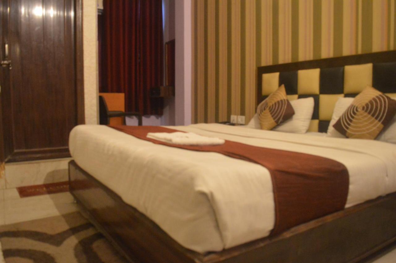 Hotel Apsara , By Soank Hospitality Haridwār Eksteriør bilde