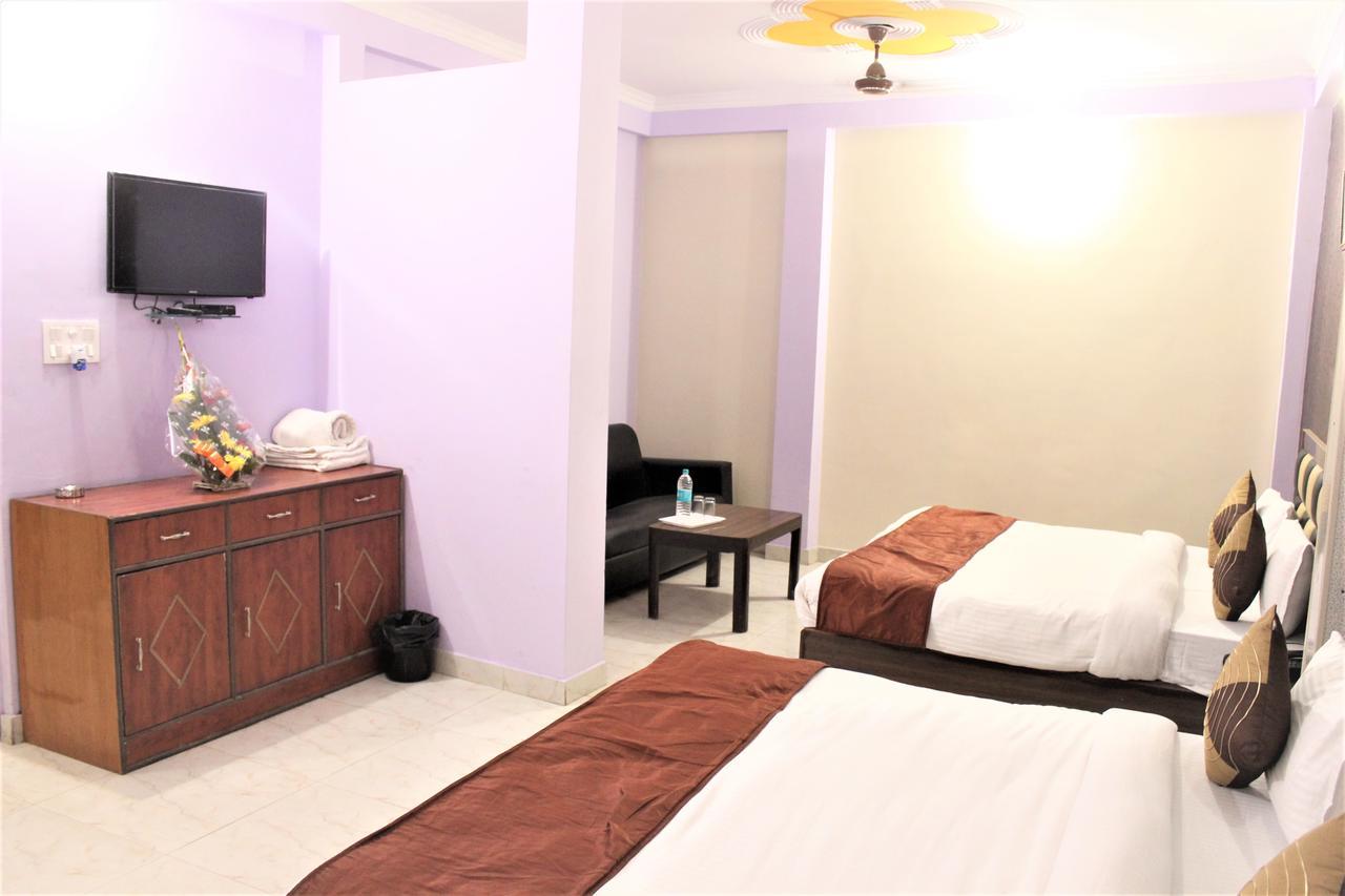 Hotel Apsara , By Soank Hospitality Haridwār Eksteriør bilde
